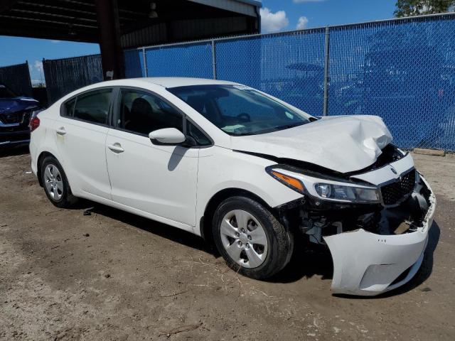 Photo 4 from auction – 2017 KIA FORTE LX with VIN 3KPFK4A76HE043090