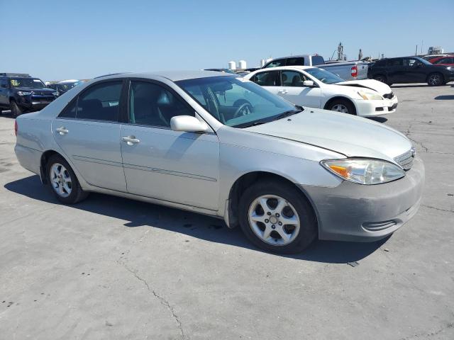 Photo 4 from auction – 2002 TOYOTA CAMRY LE with VIN 4T1BE32K62U584535