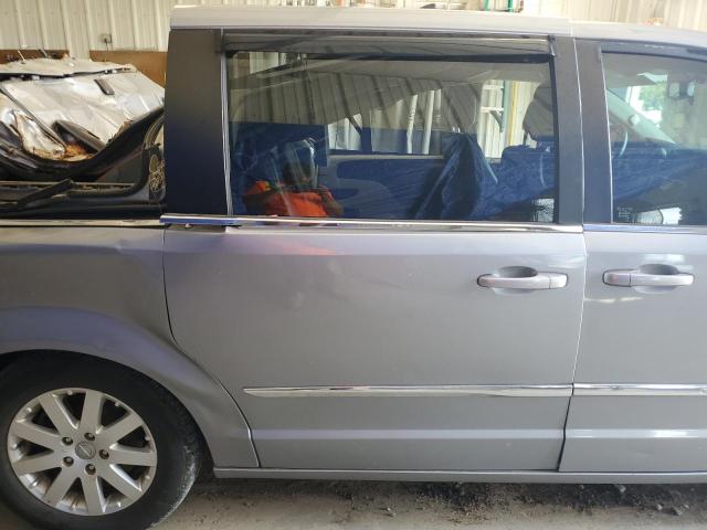 Photo 11 from auction – 2014 CHRYSLER TOWN & COU with VIN 2C4RC1BG4ER394131