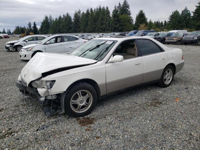 LEXUS ES 300 1998 with VIN JT8BF28G1W5048279 - Photo from auction