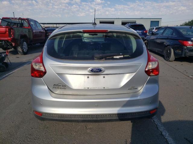 Photo 6 from auction – 2014 FORD FOCUS SE with VIN 1FADP3K21EL403400