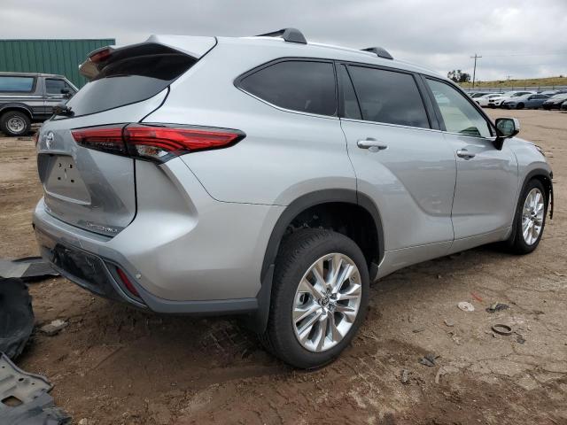Снимка 3 от търг – 2023 TOYOTA HIGHLANDER с VIN 5TDKDRBH2PS037014