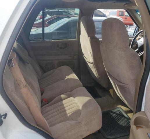 Photo 10 from auction – 2001 CHEVROLET BLAZER with VIN 1GNCS13W412226052
