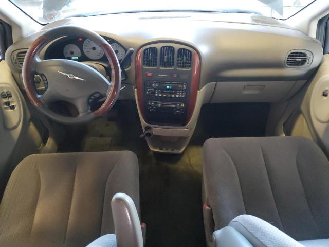 Photo 8 from auction – 2006 CHRYSLER TOWN & COU with VIN 1A4GP45R86B608638