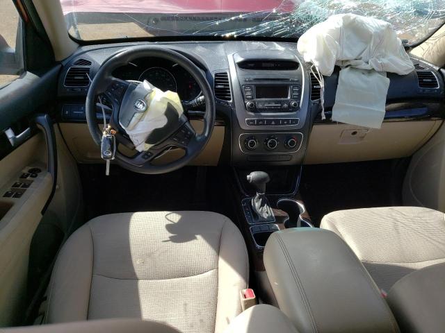 Photo 8 from auction – 2014 KIA SORENTO LX with VIN 5XYKTCA69EG423178
