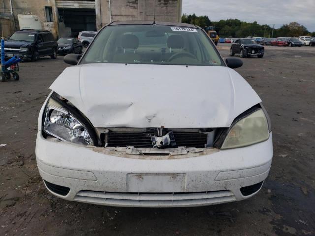 Photo 5 from auction – 2005 FORD FOCUS ZX4 with VIN 1FAFP34N35W112069