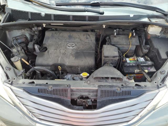 Photo 12 from auction – 2013 TOYOTA SIENNA XLE with VIN 5TDYK3DC6DS328318