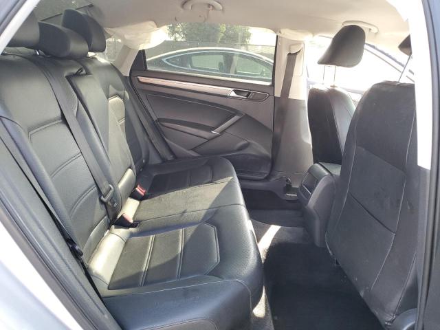 Photo 10 from auction – 2016 VOLKSWAGEN PASSAT with VIN 1VWAT7A30GC054305