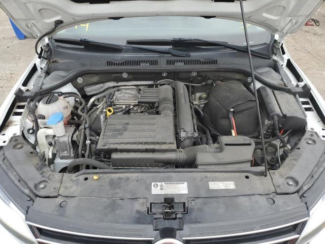 Photo 11 from auction – 2017 VOLKSWAGEN JETTA S with VIN 3VW2B7AJ2HM260988