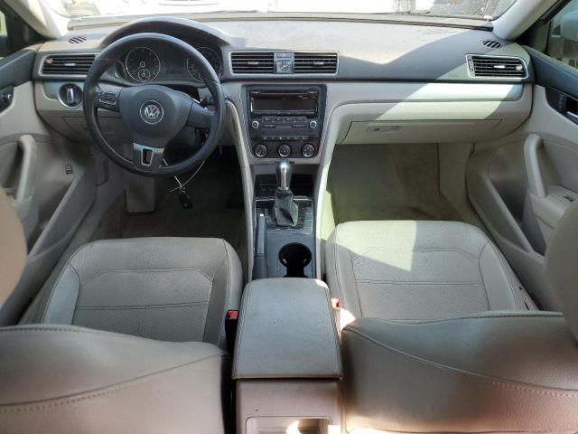 Photo 8 from auction – 2014 VOLKSWAGEN PASSAT S with VIN 1VWAS7A37EC105430