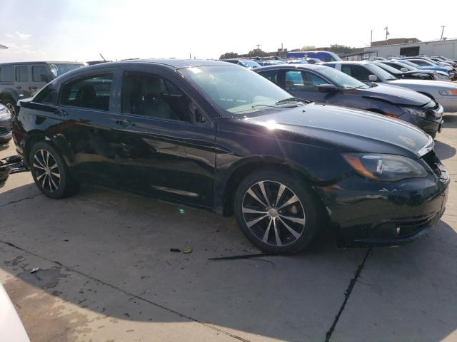 Photo 4 from auction – 2013 CHRYSLER 200 LIMITE with VIN 1C3CCBCG4DN507621
