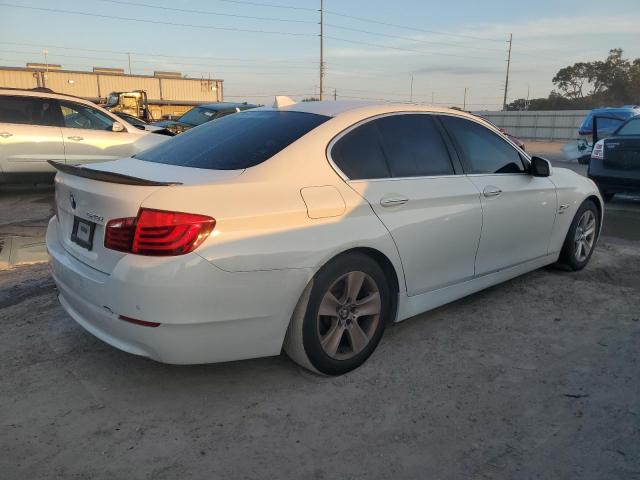 Снимка 3 от търг – 2012 BMW 528 XI с VIN WBAXH5C50CDW09711