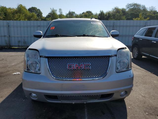 Photo 5 from auction – 2011 GMC YUKON XL D with VIN 1GKS2MEF5BR102615