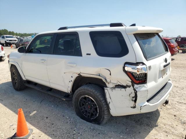 Photo 2 from auction – 2020 TOYOTA 4RUNNER SR with VIN JTEZU5JR2L5221785