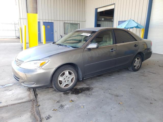 TOYOTA CAMRY LE 2003 with VIN 4T1BF32K13U560402 - Photo from auction