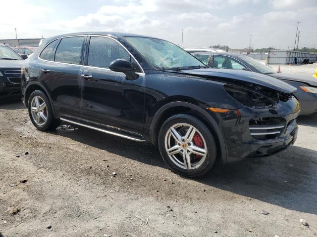 Photo 4 from auction – 2014 PORSCHE CAYENNE with VIN WP1AA2A26ELA95312