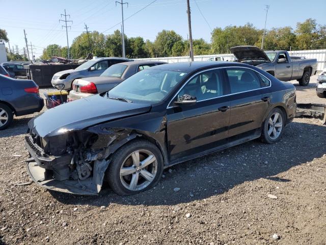 VOLKSWAGEN PASSAT S 2015 with VIN 1VWAT7A30FC121600 - Photo from auction