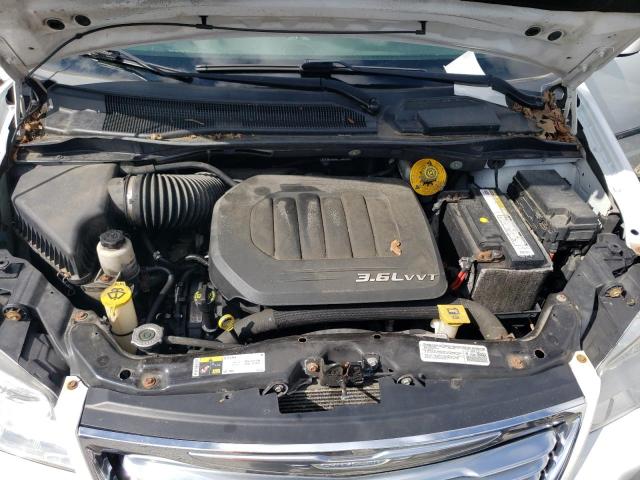 Photo 12 from auction – 2014 CHRYSLER TOWN & COU with VIN 2C4RC1BGXER442019