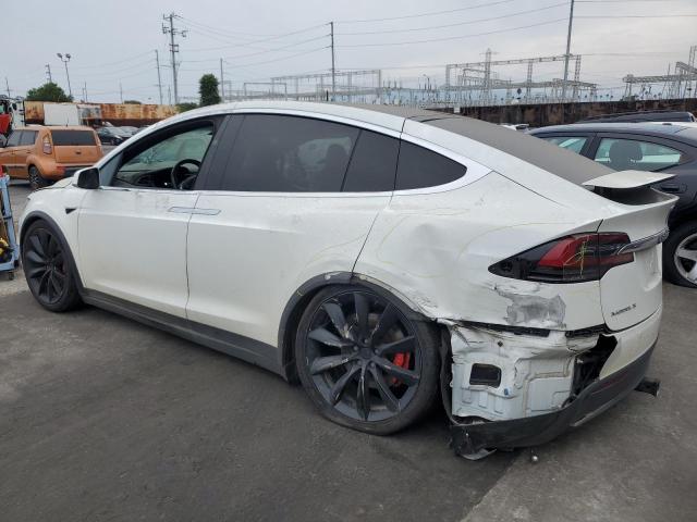 Photo 2 from auction – 2017 TESLA MODEL X with VIN 5YJXCDE40HF055814