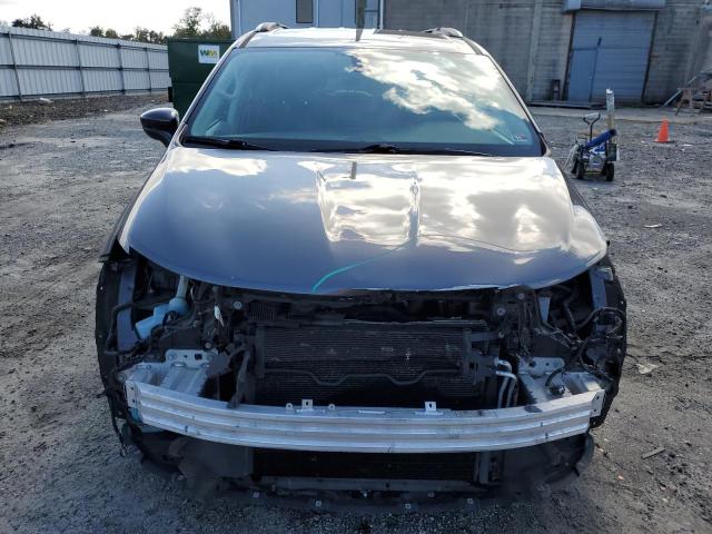 Photo 5 from auction – 2017 CHRYSLER PACIFICA T with VIN 2C4RC1EG5HR720986