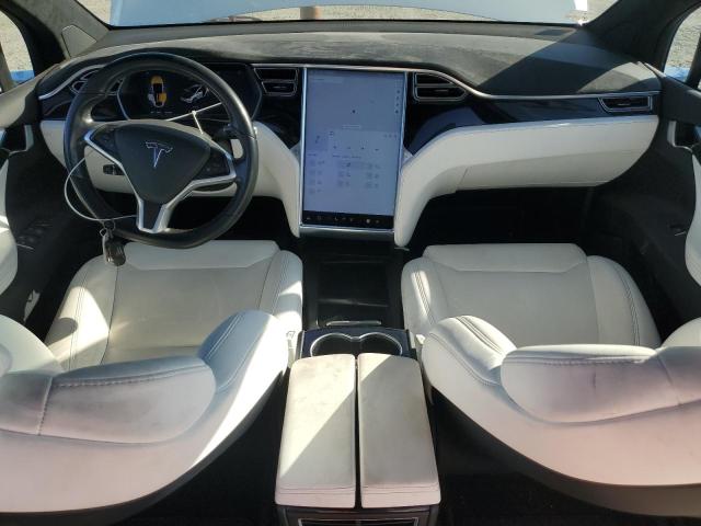 Photo 8 from auction – 2017 TESLA MODEL X with VIN 5YJXCBE22HF050407