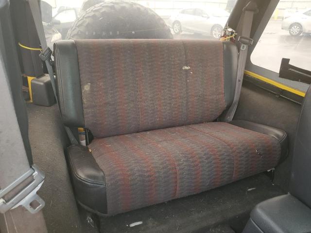 Photo 10 from auction – 2000 JEEP WRANGLER / with VIN 1J4FA49S2YP755666