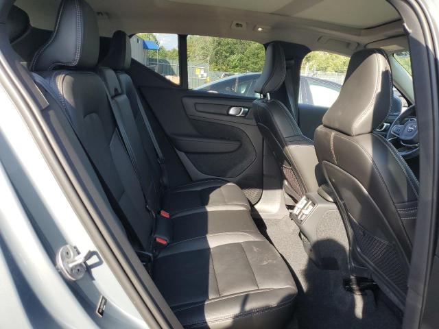 Photo 10 from auction – 2023 VOLVO XC40 PLUS with VIN YV4L12UN6P2926913
