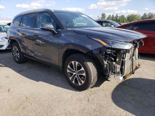 Photo 4 from auction – 2023 TOYOTA HIGHLANDER with VIN 5TDKDRBHXPS038685