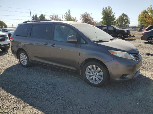 Photo 4 from auction – 2012 TOYOTA SIENNA LE with VIN 5TDJK3DC7CS041148