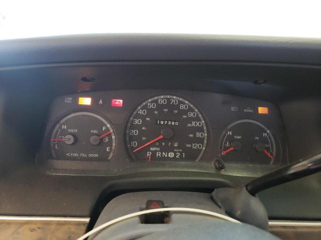 Photo 9 from auction – 1998 FORD CROWN VICT with VIN 2FAFP74W2WX132092