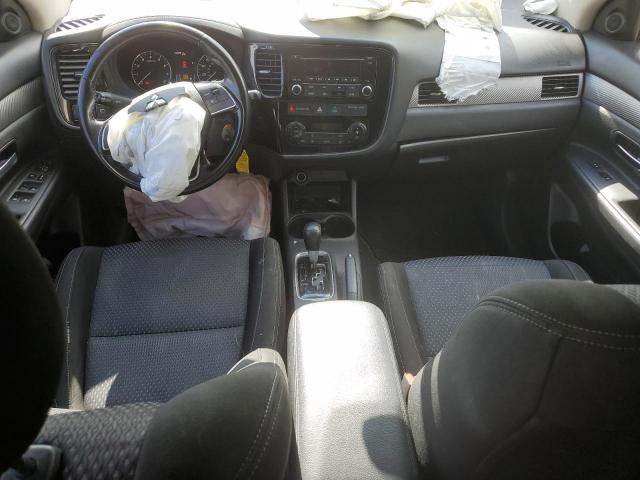 Photo 8 from auction – 2016 MITSUBISHI OUTLANDER with VIN JA4AZ3A32GZ052895