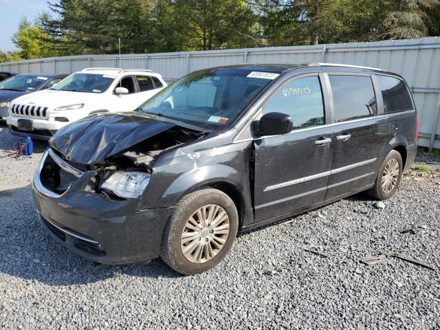 CHRYSLER TOWN & COU 2015 with VIN 2C4RC1JGXFR714846 - Photo from auction