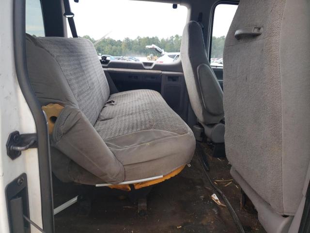 Photo 11 from auction – 2001 FORD ECONOLINE with VIN 1FBSS31L11HB48212
