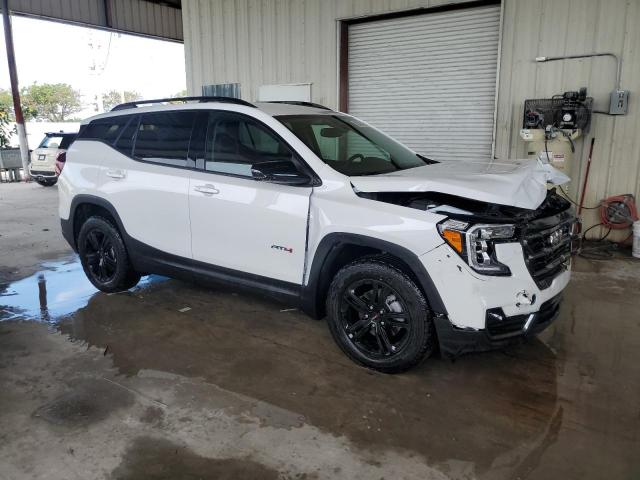 Photo 4 from auction – 2023 GMC TERRAIN with VIN 3GKALYEG8PL215675