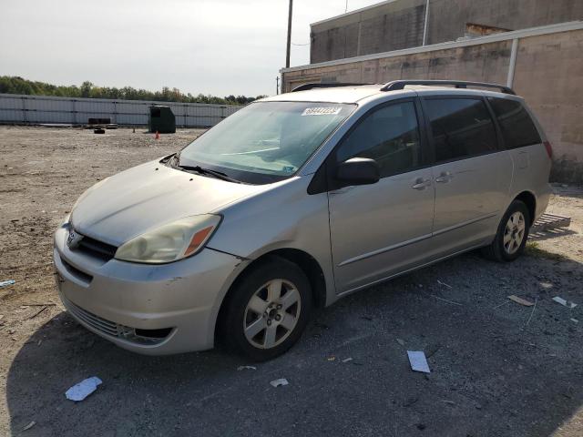 TOYOTA SIENNA 2004 with VIN 5TDZA23C34S213596 - Photo from auction