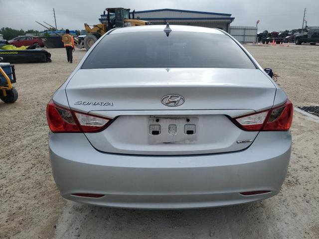 Photo 6 from auction – 2011 HYUNDAI SONATA SE with VIN 5NPEC4AC9BH244474