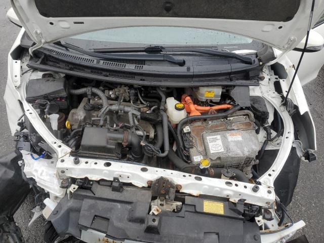 Photo 11 from auction – 2015 TOYOTA PRIUS C with VIN JTDKDTB33F1095386