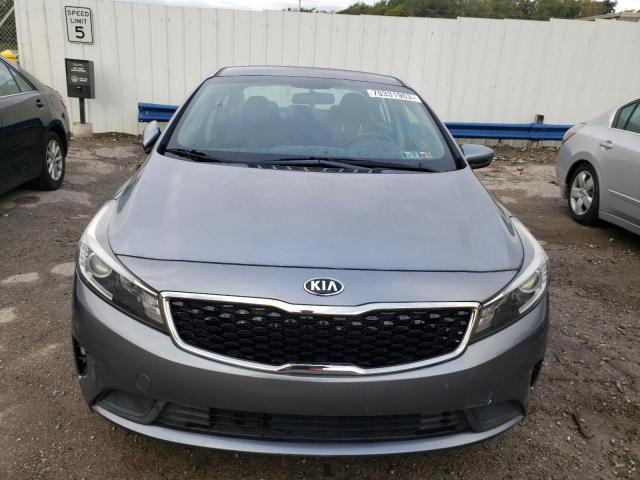 Photo 5 from auction – 2017 KIA FORTE LX with VIN 3KPFL4A77HE139369