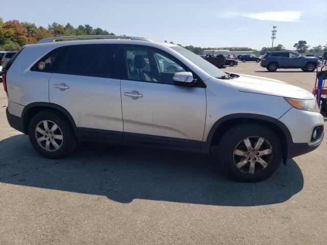 Photo 4 from auction – 2013 KIA SORENTO LX with VIN 5XYKT3A67DG406295