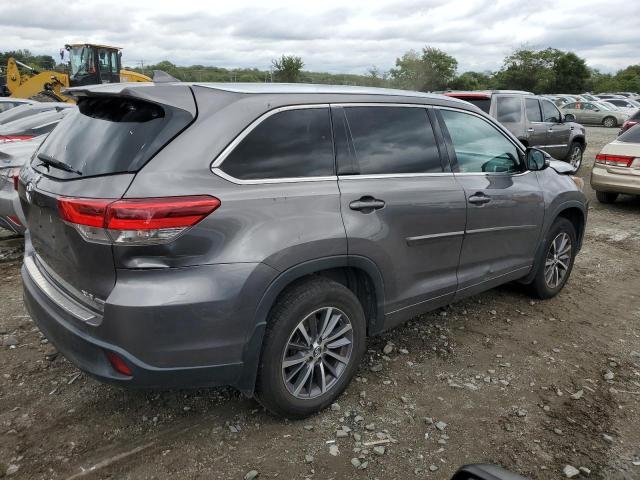 Photo 3 from auction – 2018 TOYOTA HIGHLANDER with VIN 5TDJZRFH4JS892196