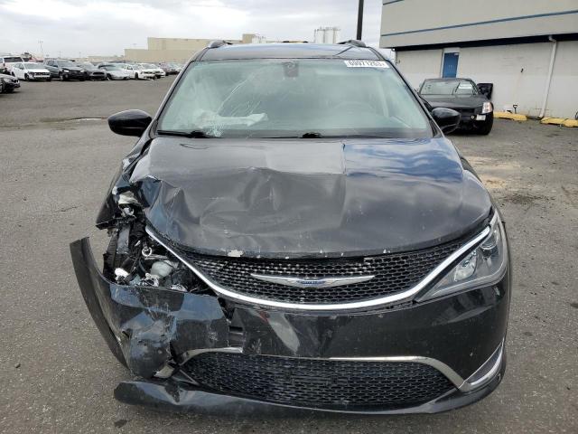 Photo 5 from auction – 2017 CHRYSLER PACIFICA T with VIN 2C4RC1EG0HR756973