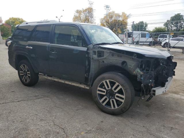 Photo 4 from auction – 2016 TOYOTA 4RUNNER SR with VIN JTEBU5JR1G5312568