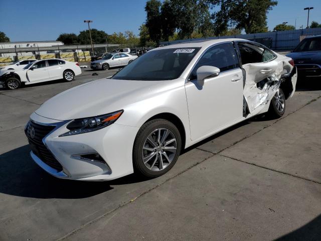LEXUS ES 300H 2016 with VIN JTHBW1GG2G2106768 - Photo from auction