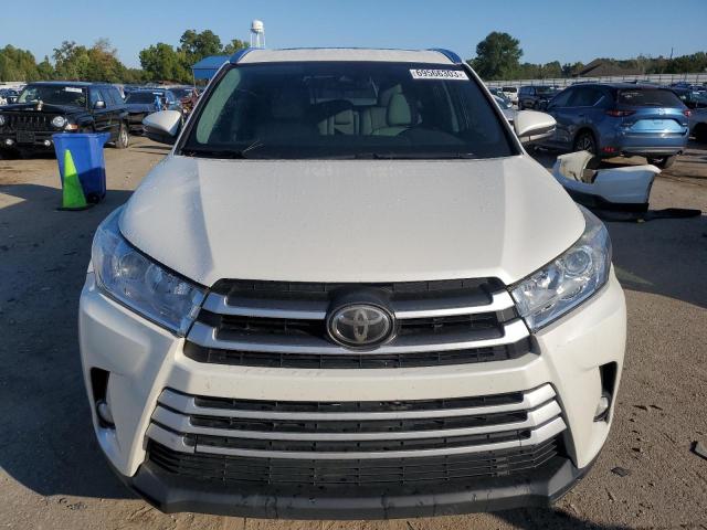Photo 5 from auction – 2017 TOYOTA HIGHLANDER with VIN 5TDKZRFH6HS515674