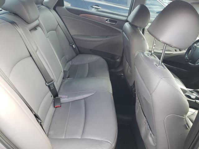 Photo 10 from auction – 2012 HYUNDAI SONATA HYB with VIN KMHEC4A40CA040708
