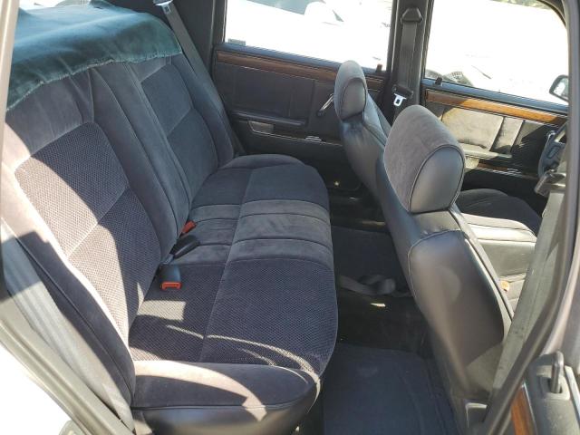 Photo 10 from auction – 1992 DODGE DYNASTY with VIN 1B3XC46R8ND860538