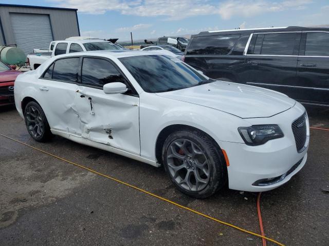 Photo 4 from auction – 2016 CHRYSLER 300 S with VIN 2C3CCABG0GH260445