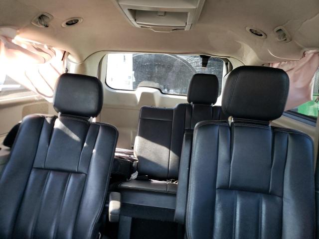 Photo 10 from auction – 2014 CHRYSLER TOWN & COU with VIN 2C4RC1BG9ER303533