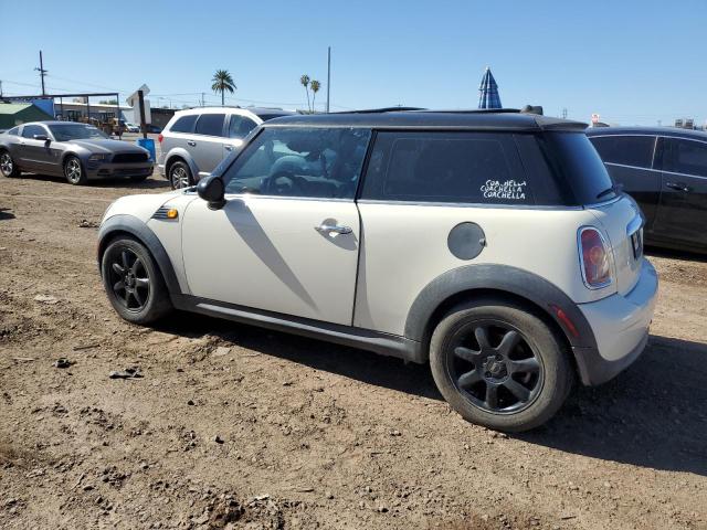 Photo 2 from auction – 2010 MINI COOPER with VIN WMWMF3C56ATZ63605