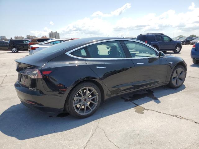 Снимка 3 от търг – 2019 TESLA MODEL 3 с VIN 5YJ3E1EB1KF385457